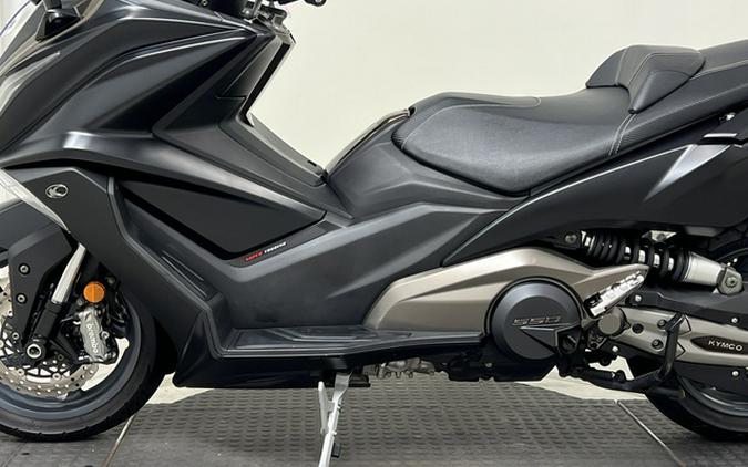 2022 KYMCO Ak550i