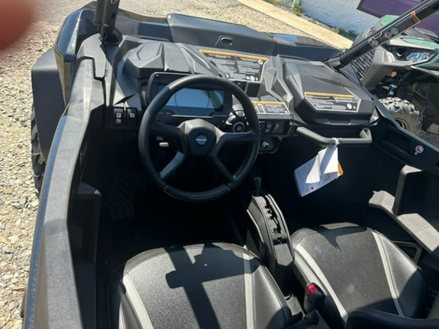 2026 Can-Am Commander XT 1000R