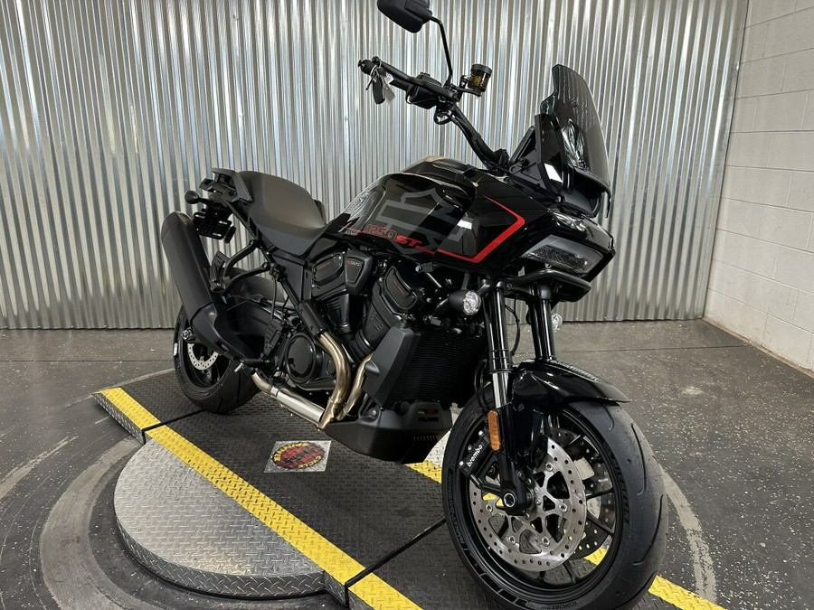 2025 Harley-Davidson Pan America 1250 ST Vivid Black