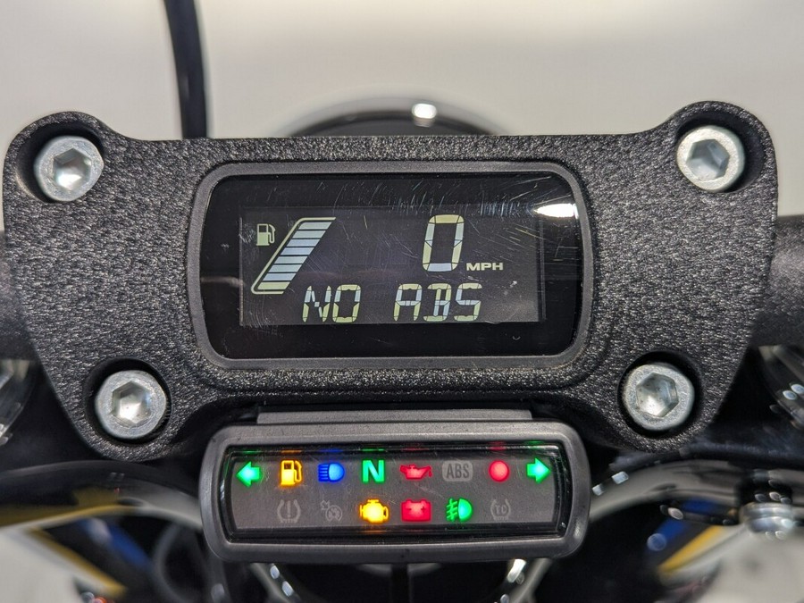 2024 Harley-Davidson® Street Bob® 114 Blue Burst