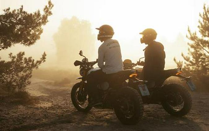 2026 Triumph Scrambler 400 XC