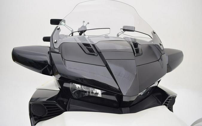 2023 Can-Am Spyder F3 Limited Dark Wheels