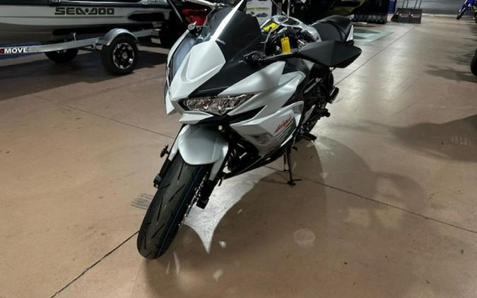 2026 Kawasaki Ninja® 650 ABS