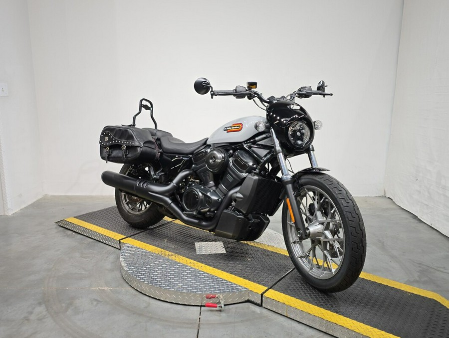 RH975S 2025 Nightster™ Special