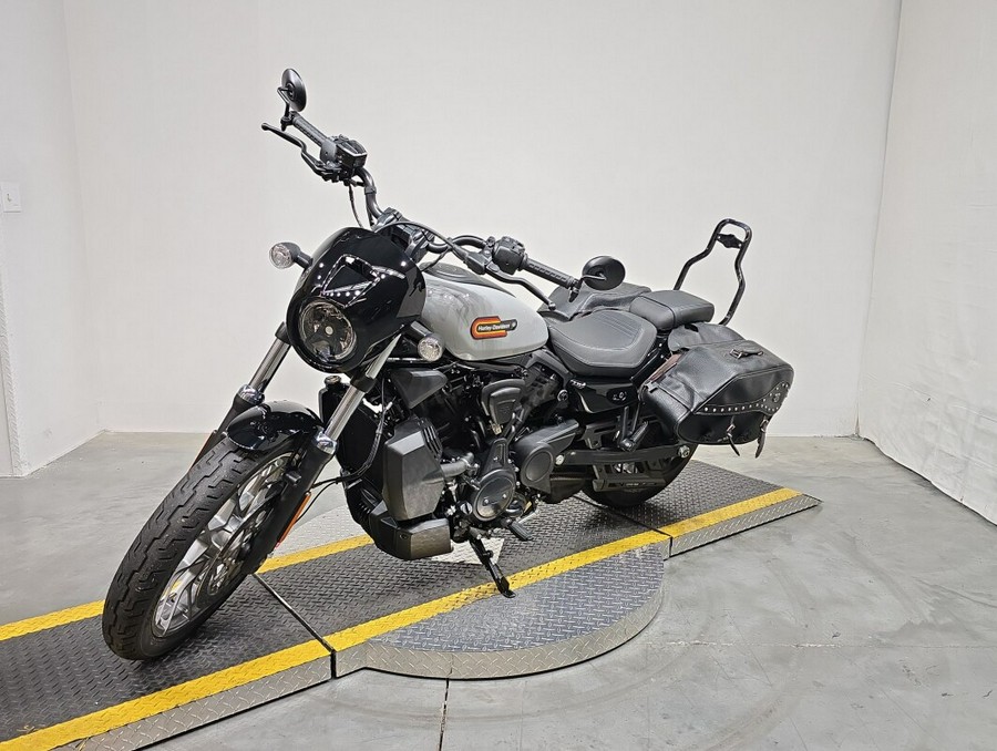 RH975S 2025 Nightster™ Special