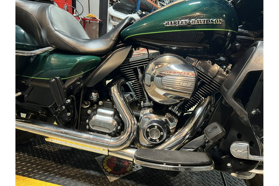 2016 Harley-Davidson® FLHTKL