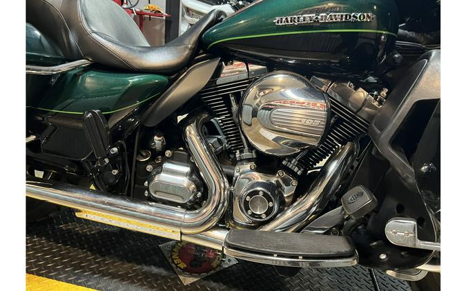 2016 Harley-Davidson® FLHTKL