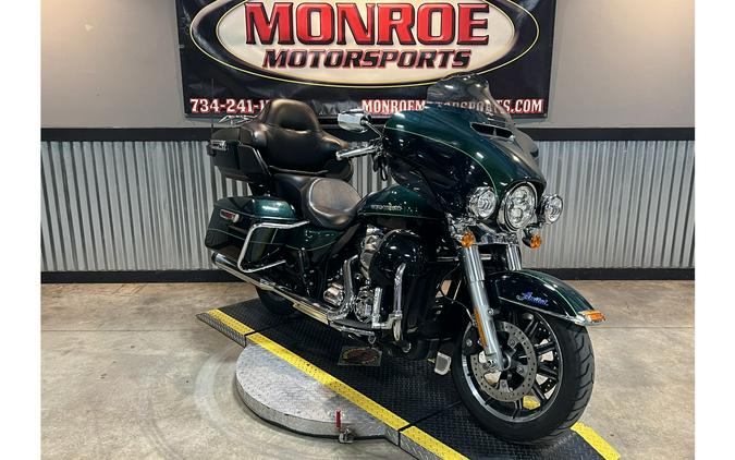 2016 Harley-Davidson® FLHTKL