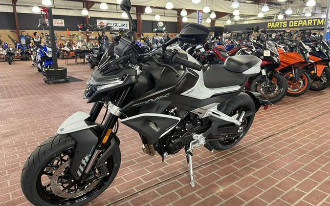 2026 CFMOTO 800NK