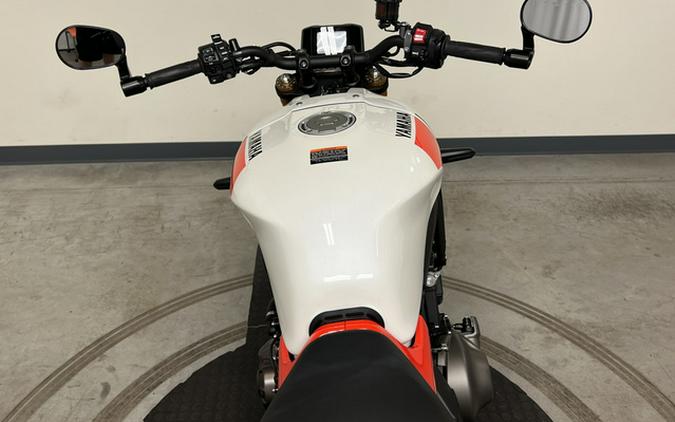 2024 Yamaha XSR 900