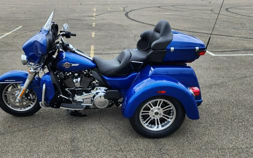 2024 Harley-Davidson® Tri Glide® Ultra FLHTCUTG