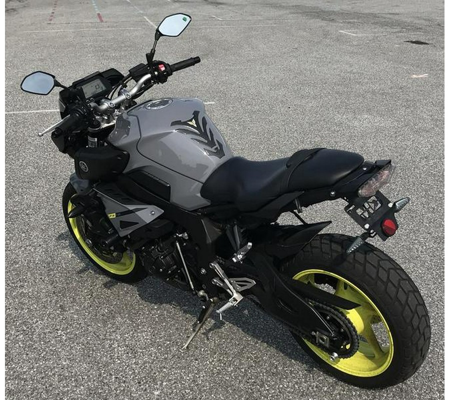 2017 Yamaha FZ-10