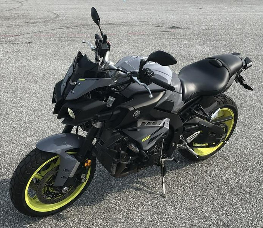 2017 Yamaha FZ-10