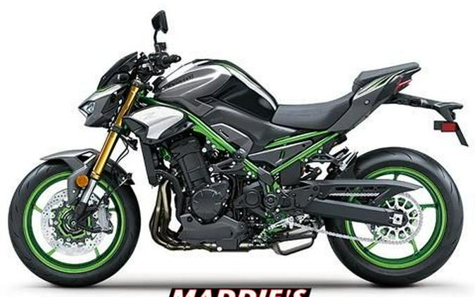 2025 Kawasaki Z900 SE ABS
