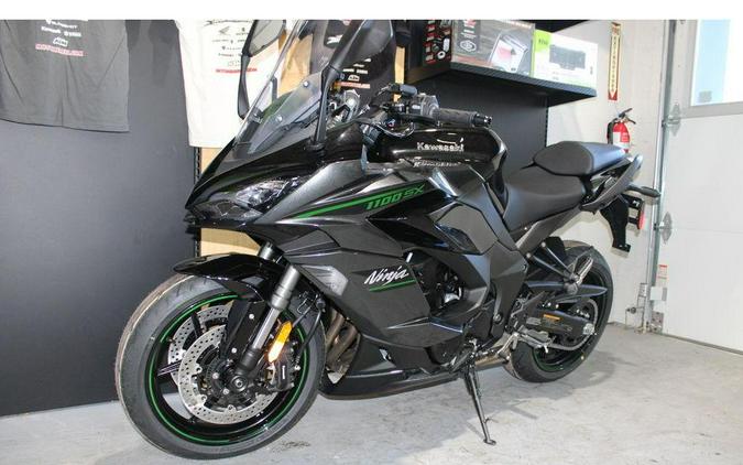 2025 Kawasaki Ninja® 1100SX ABS
