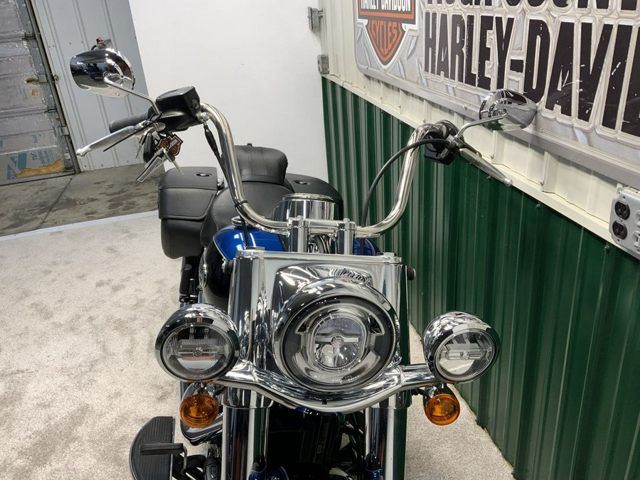 2022 Harley-Davidson® FLHCS - Heritage Classic