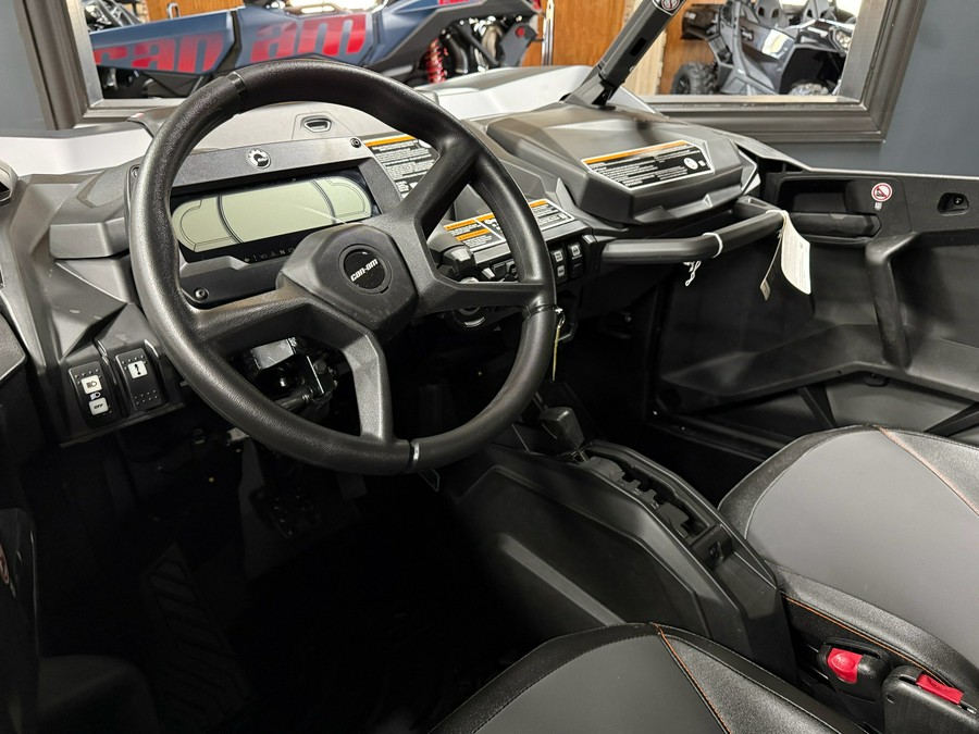 2026 Can-Am Commander MAX XT-P