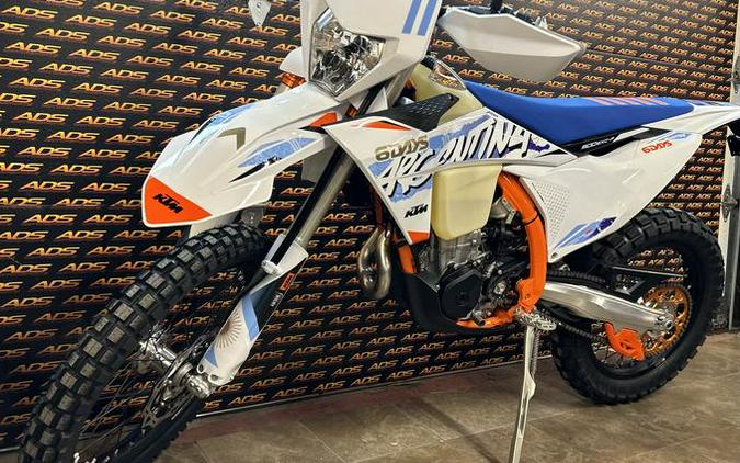 2024 KTM 500 EXC-F Six Days First Look [Fast Facts]