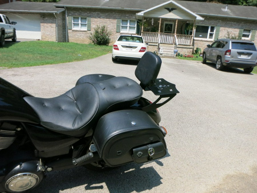 2010 Victory Motorcycles Vegas 8-Ball