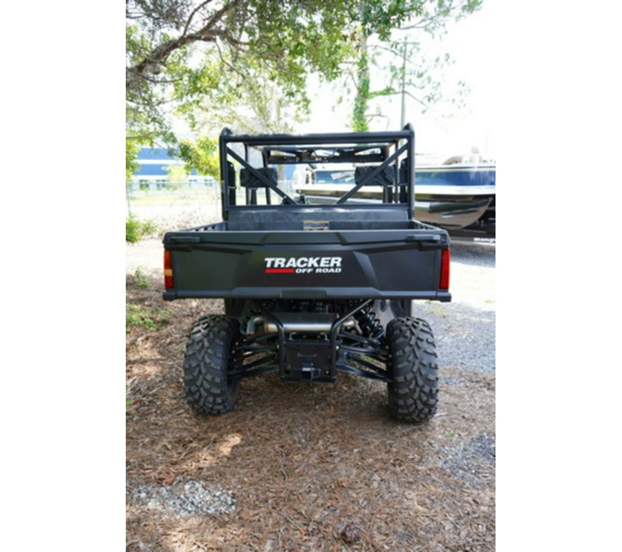 2023 Tracker Off Road 800 SX LE Crew