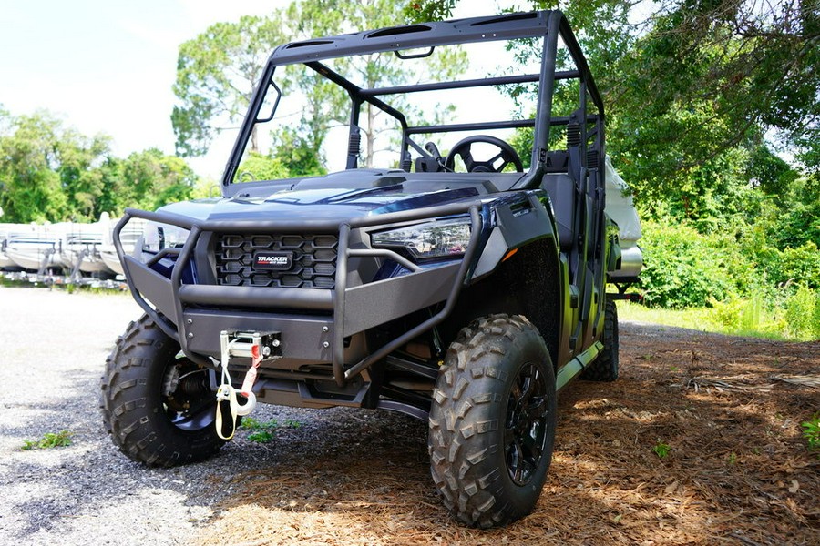 2023 Tracker Off Road 800 SX LE Crew