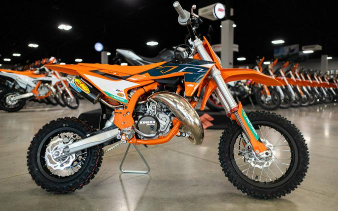 2023 KTM 50 SX Factory Edition First Look [7 Fast Facts, Specs, Photos]