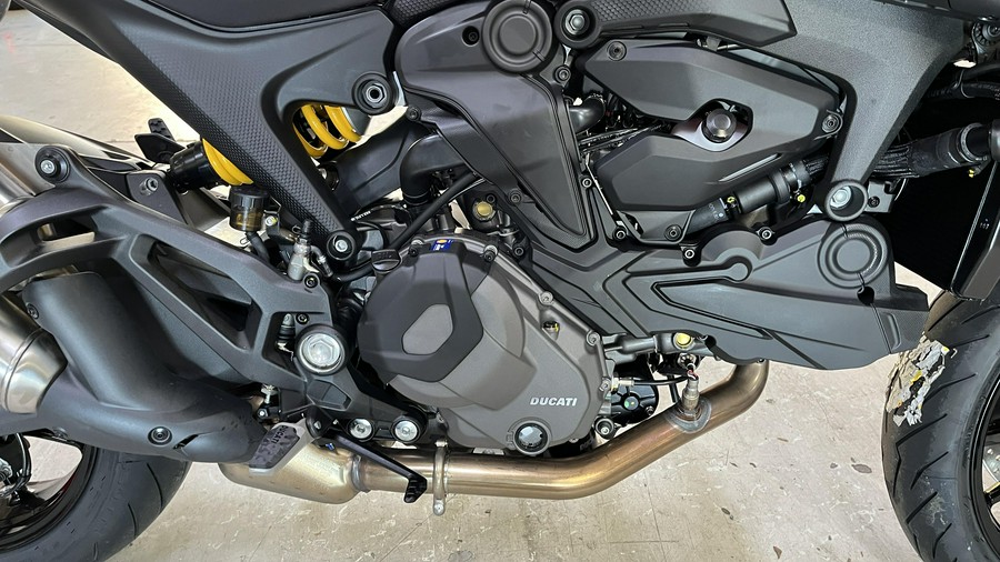 2026 Ducati MONSTER DARK STEALTH