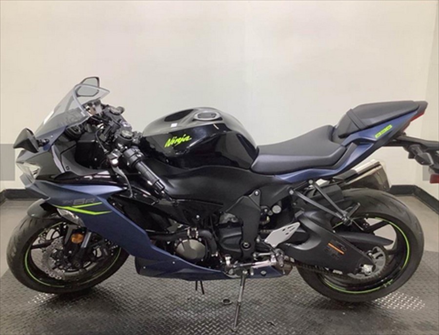 2023 Kawasaki Ninja ZX-6R