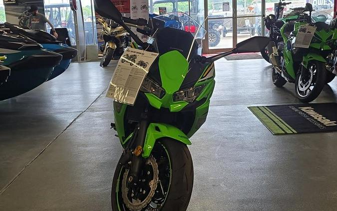 2025 Kawasaki Ninja® 650 KRT Edition ABS