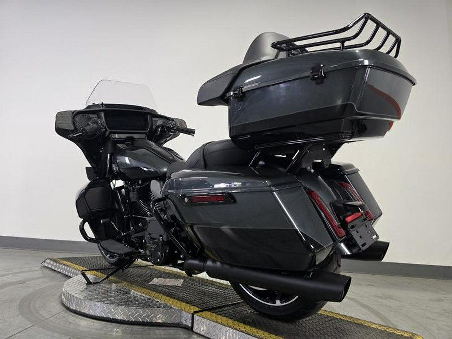 2025 Harley-Davidson® FLHXU - Street Glide® Ultra