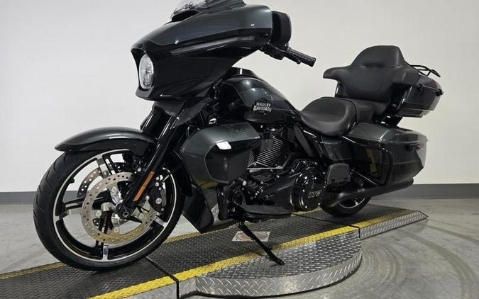 2025 Harley-Davidson® FLHXU - Street Glide® Ultra
