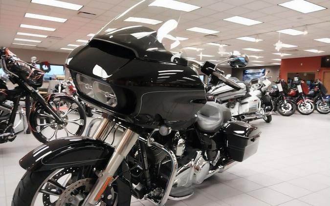 FLTRXS 2015 Road Glide® Special