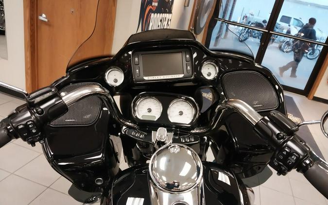 FLTRXS 2015 Road Glide® Special