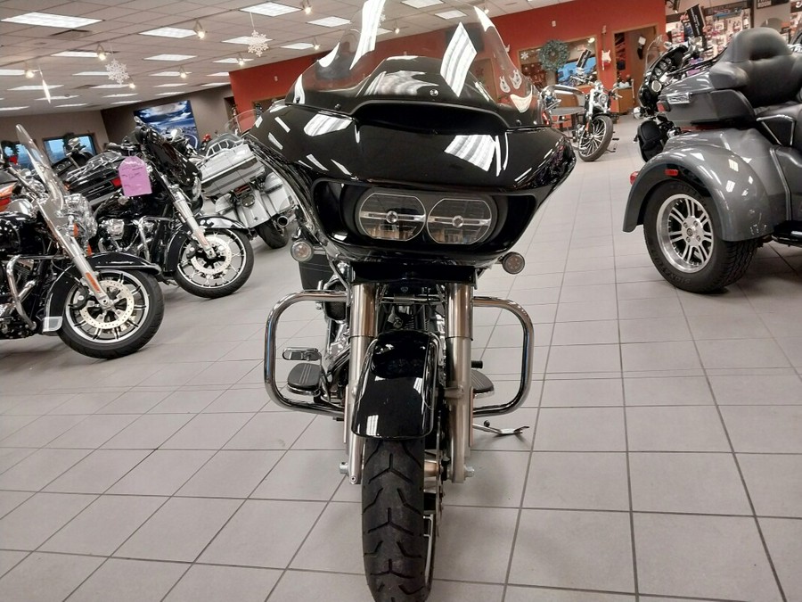 FLTRXS 2015 Road Glide® Special