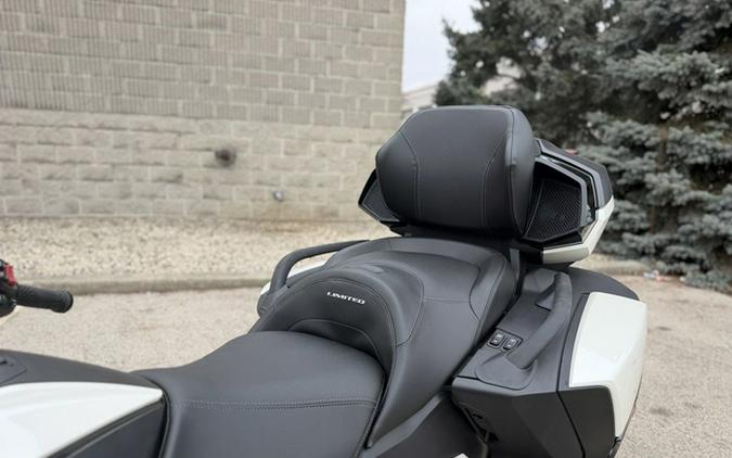 2026 Can-Am Spyder RT Limited Platine