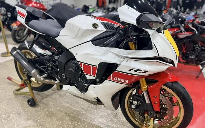 2022 Yamaha YZF-R1 Moto GP 60th Anniversary Edition