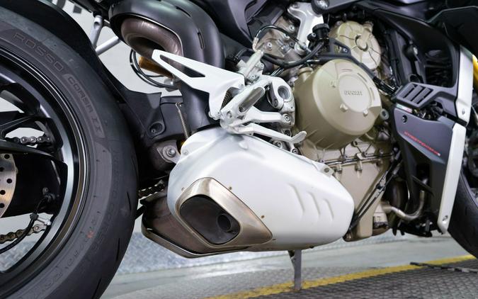 2022 Ducati Streetfighter V4 S