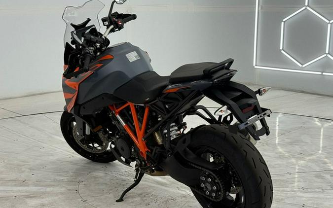 2023 KTM 1290 Super Duke GT