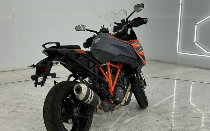 2023 KTM 1290 Super Duke GT