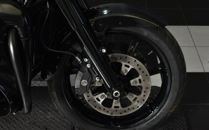 2024 Harley-Davidson Ultra Limited White Onyx Pearl FLHTK