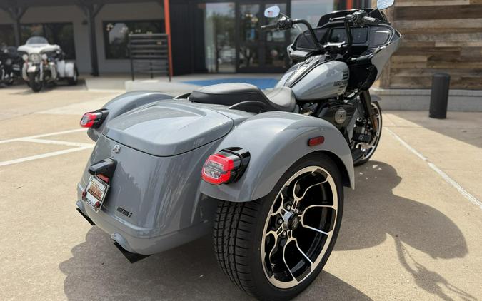 2026 Harley-Davidson® Road Glide 3 Dark Billiard Gray