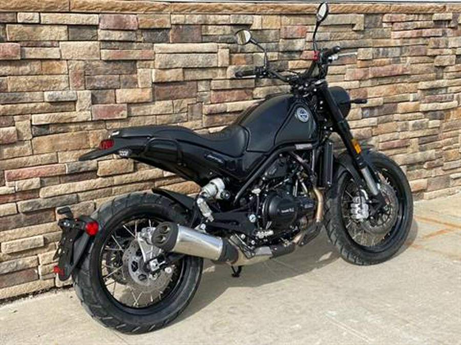 2022 Benelli Leoncino Trail