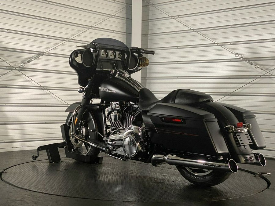 2016 Harley-Davidson® FLHXS - Street Glide® Special