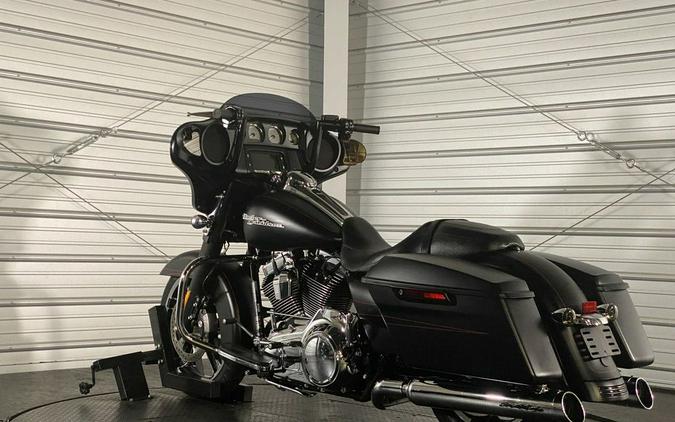 2016 Harley-Davidson® FLHXS - Street Glide® Special