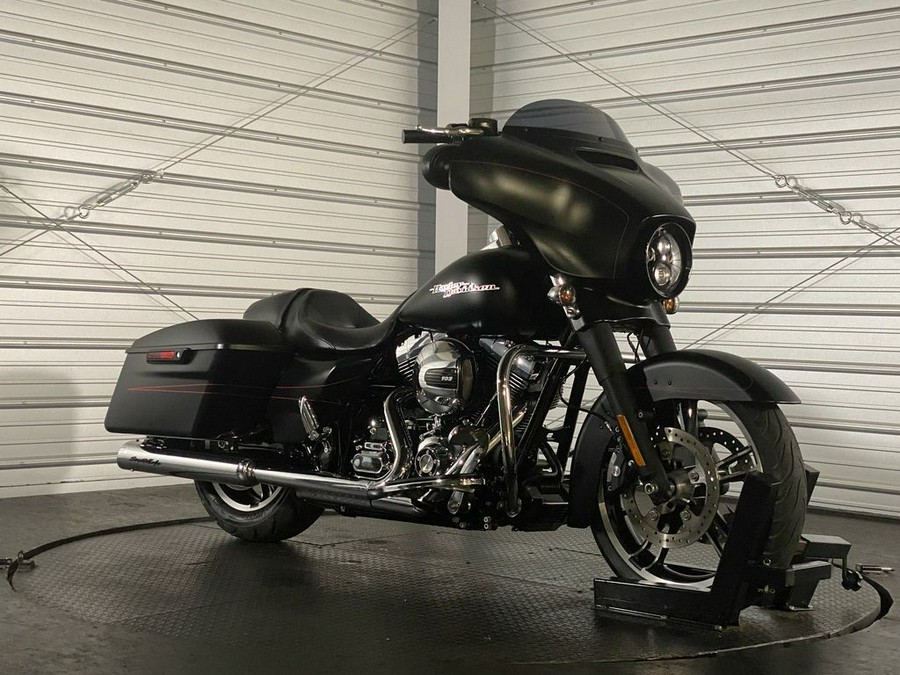 2016 Harley-Davidson® FLHXS - Street Glide® Special