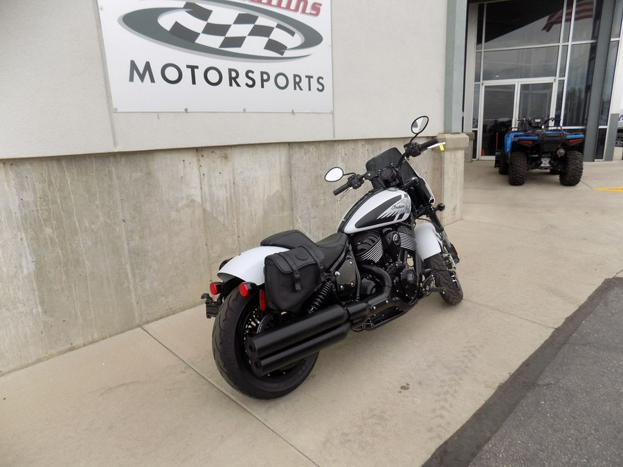 2024 Indian Motorcycle® Sport Chief Ghost White Metallic Smoke