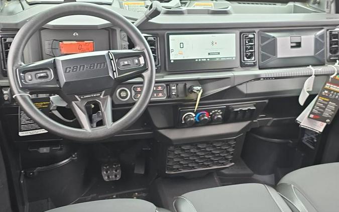 2026 Can-Am® Defender MAX Limited HD11