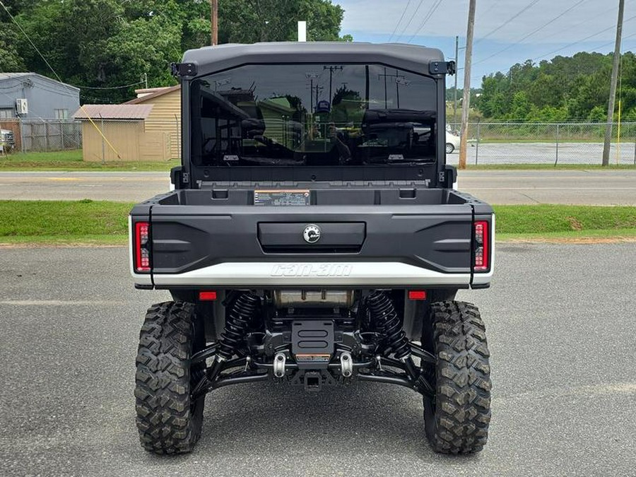 2026 Can-Am® Defender MAX Limited HD11