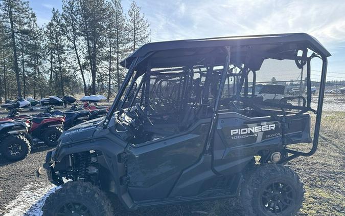 2025 Honda Pioneer 1000-5 Deluxe