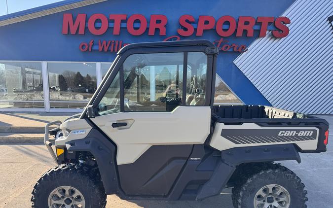 2023 Can-Am Defender Limited HD10